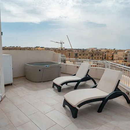 The Willows Penthouses With Jacuzzi Daire