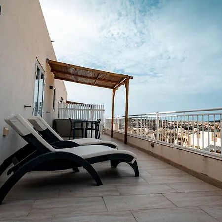 The Willows Penthouses With Jacuzzi Ghajn il-Kbira (Gozo)