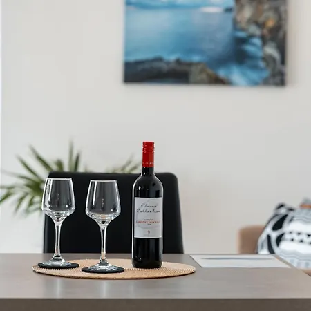 The Willows Penthouses With Jacuzzi *