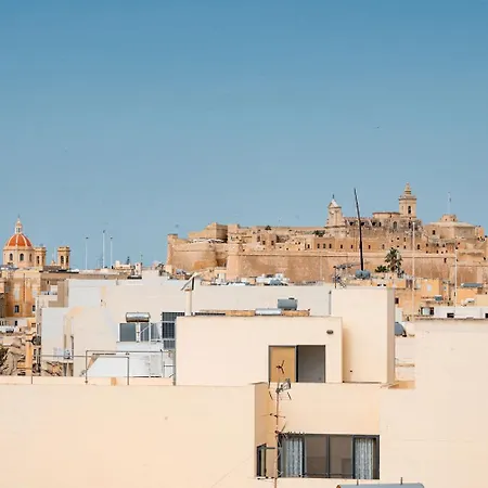 The Willows Penthouses With Jacuzzi Apartamento *