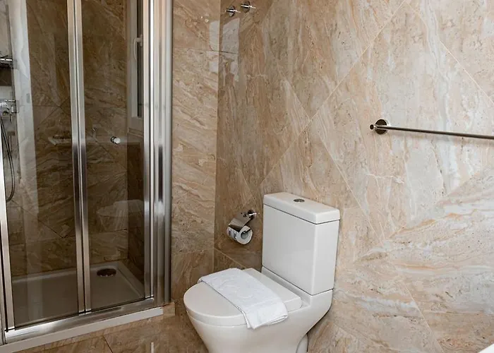 Апартаменты The Willows Penthouses With Jacuzzi *