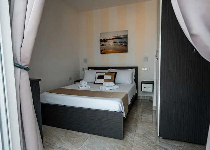 The Willows Penthouses With Jacuzzi Апартаменты